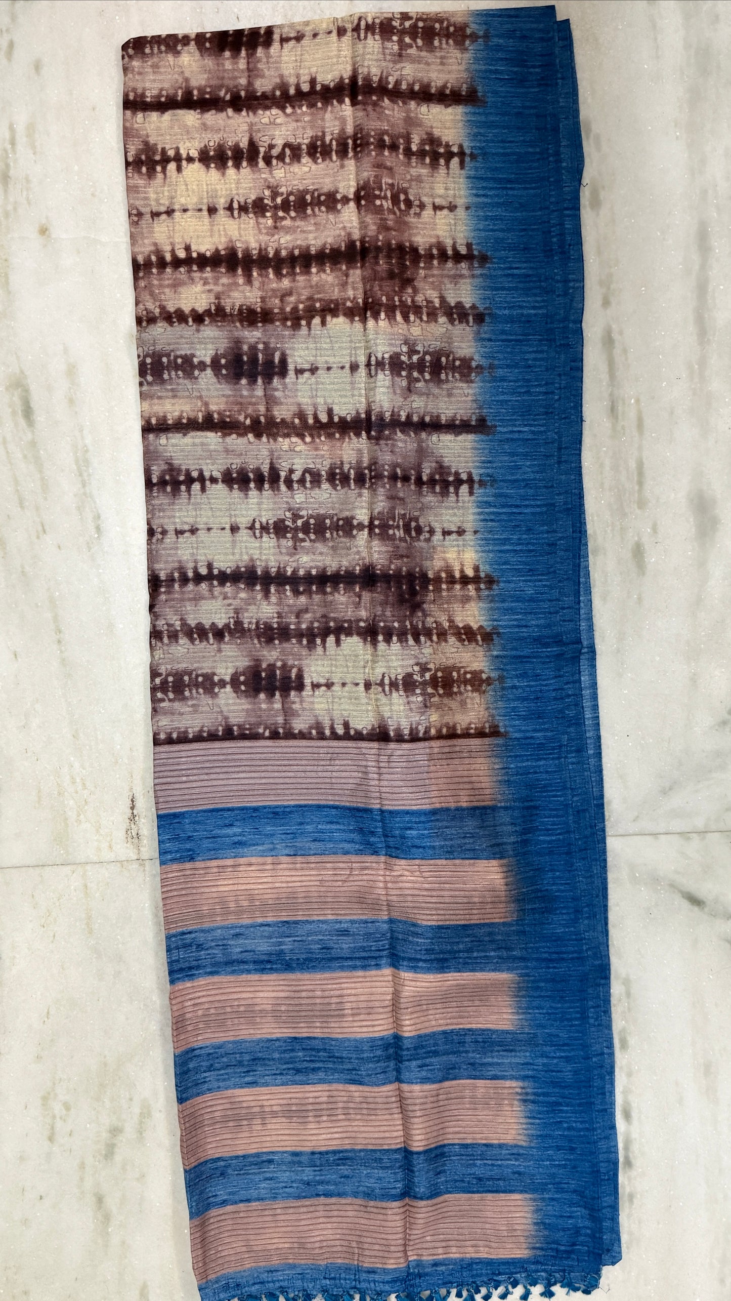 Handloom Cotton Silk Saree with Blouse Piece – Blue & Beige Tie-Dye Lightweight Daily Wear Saree