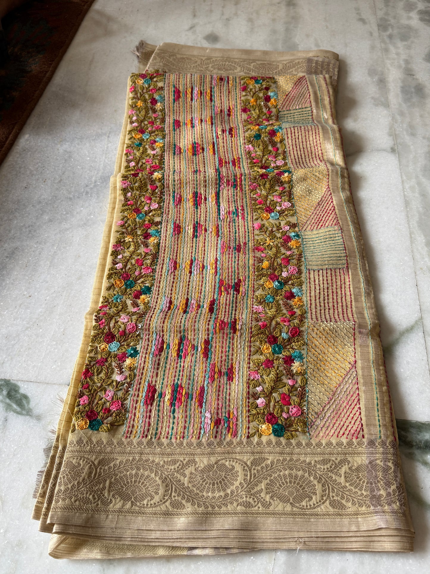 Kaya Kalpo Cream Benarasi Kota Silk Saree with Floral Embroidery Work