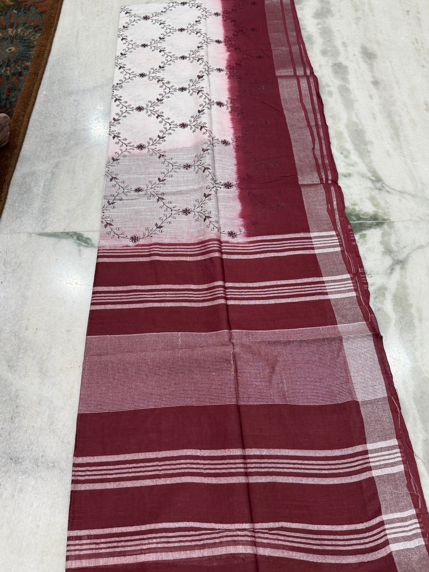 Kaya Kalpo White Linen Kantha Stitch Saree | Maroon Striped Border & Pallu | Handcrafted Casual & Festive Wear