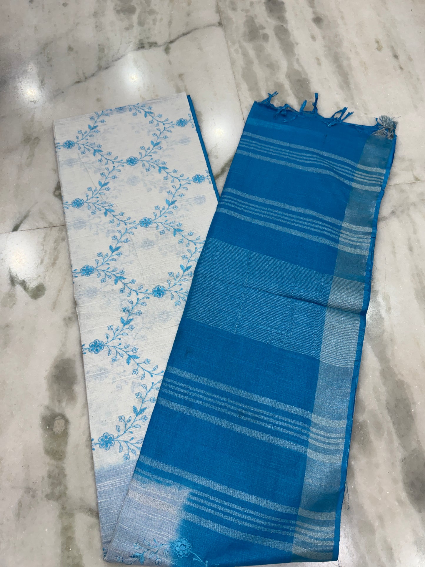 Kaya Kalpo White Linen Kantha Stitch Saree | Sky Blue Shibori Border & Striped Pallu | Handcrafted Casual & Festive Wear