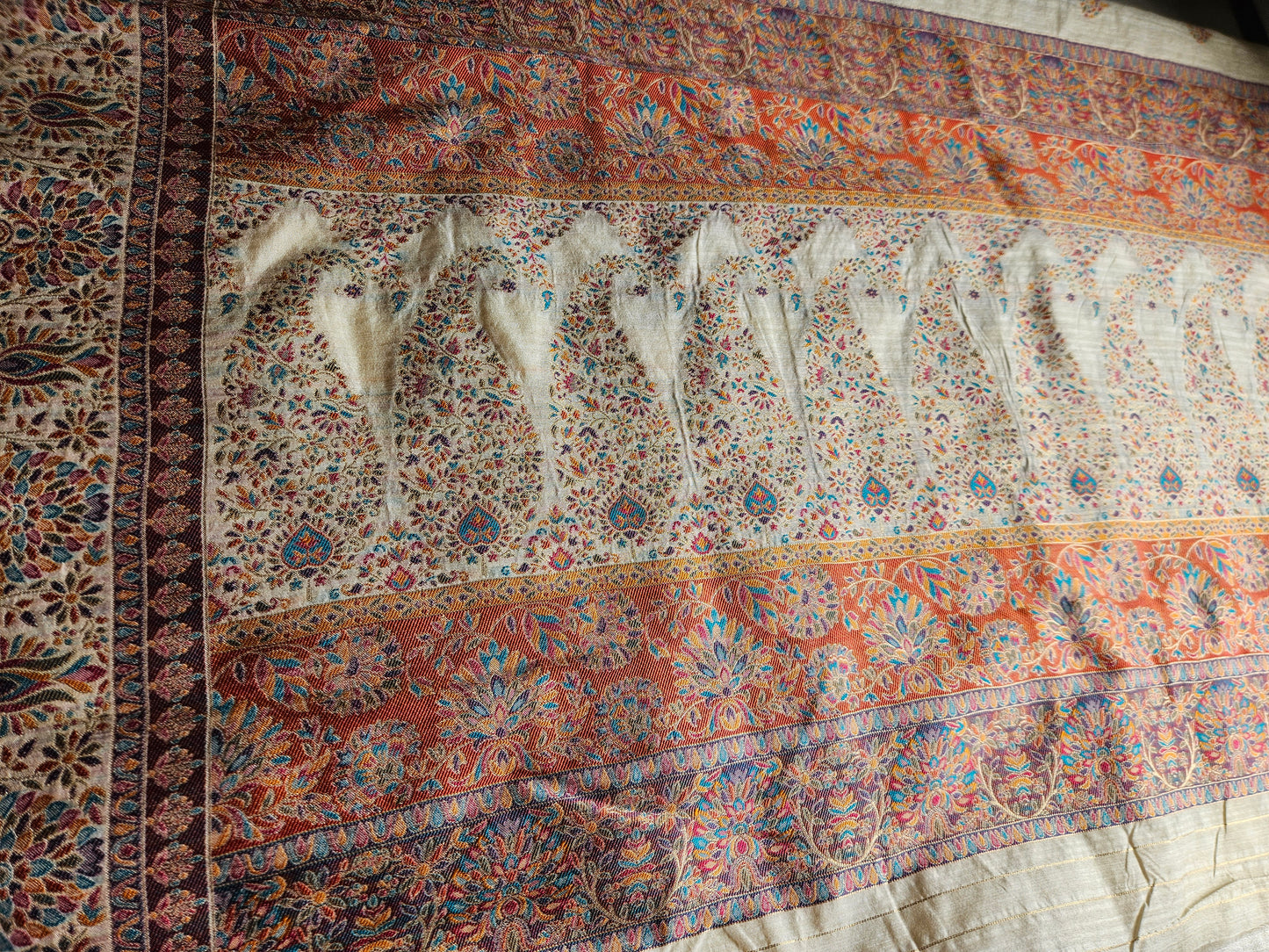Premium Khaddi Silk Saree — Ivory with Zari Buttis & Banarasi Border