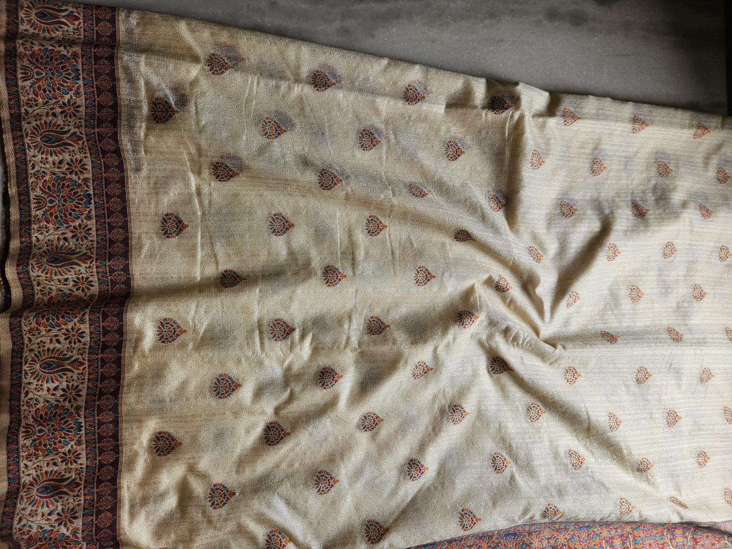 Premium Khaddi Silk Saree — Ivory with Zari Buttis & Banarasi Border