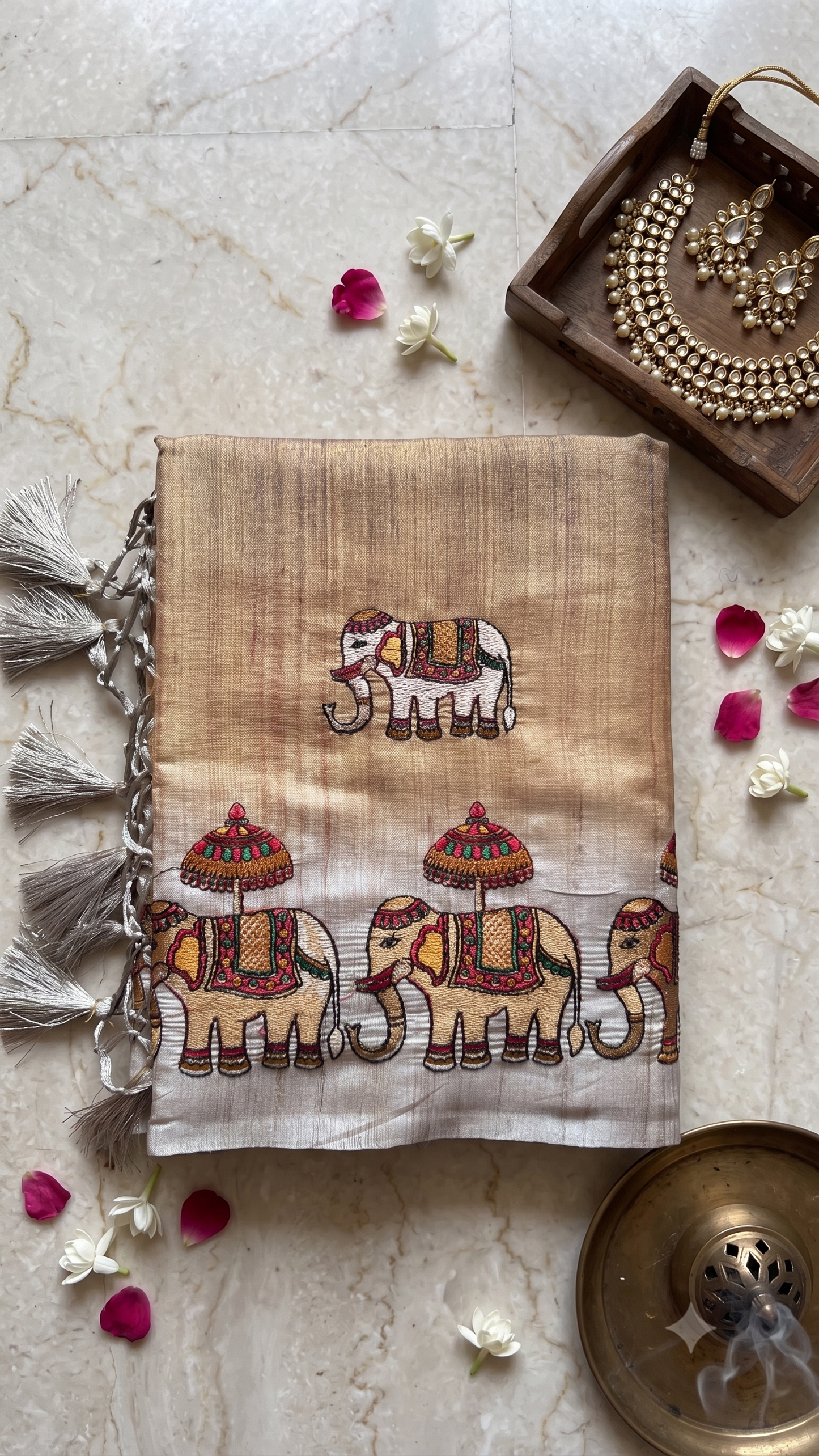 Beige Ombre Tussar Silk Saree with Narthaki Print & Elephant Applique with Blouse Piece