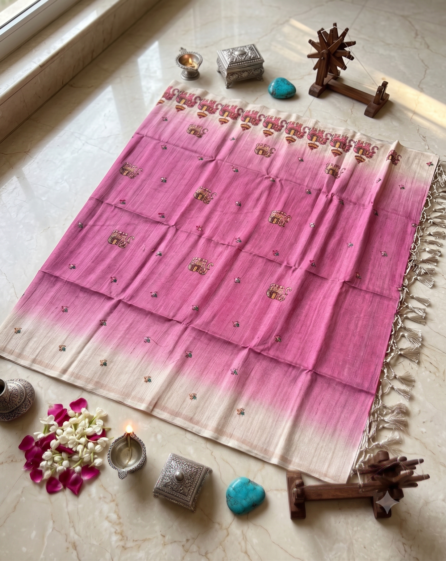 Mauve Ombre Tussar Silk Saree with Narthaki Print & Elephant Applique with Blouse Piece