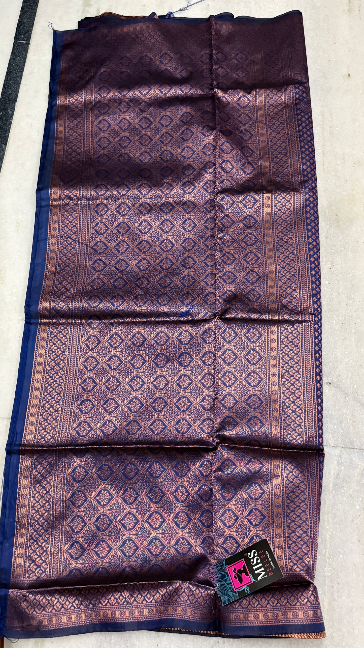 Shop charcoal grey Kanchipuram silk saree with rich maroon zari border. Elegant, luxurious & perfect for weddings and festive wear. Includes blouse piece.
