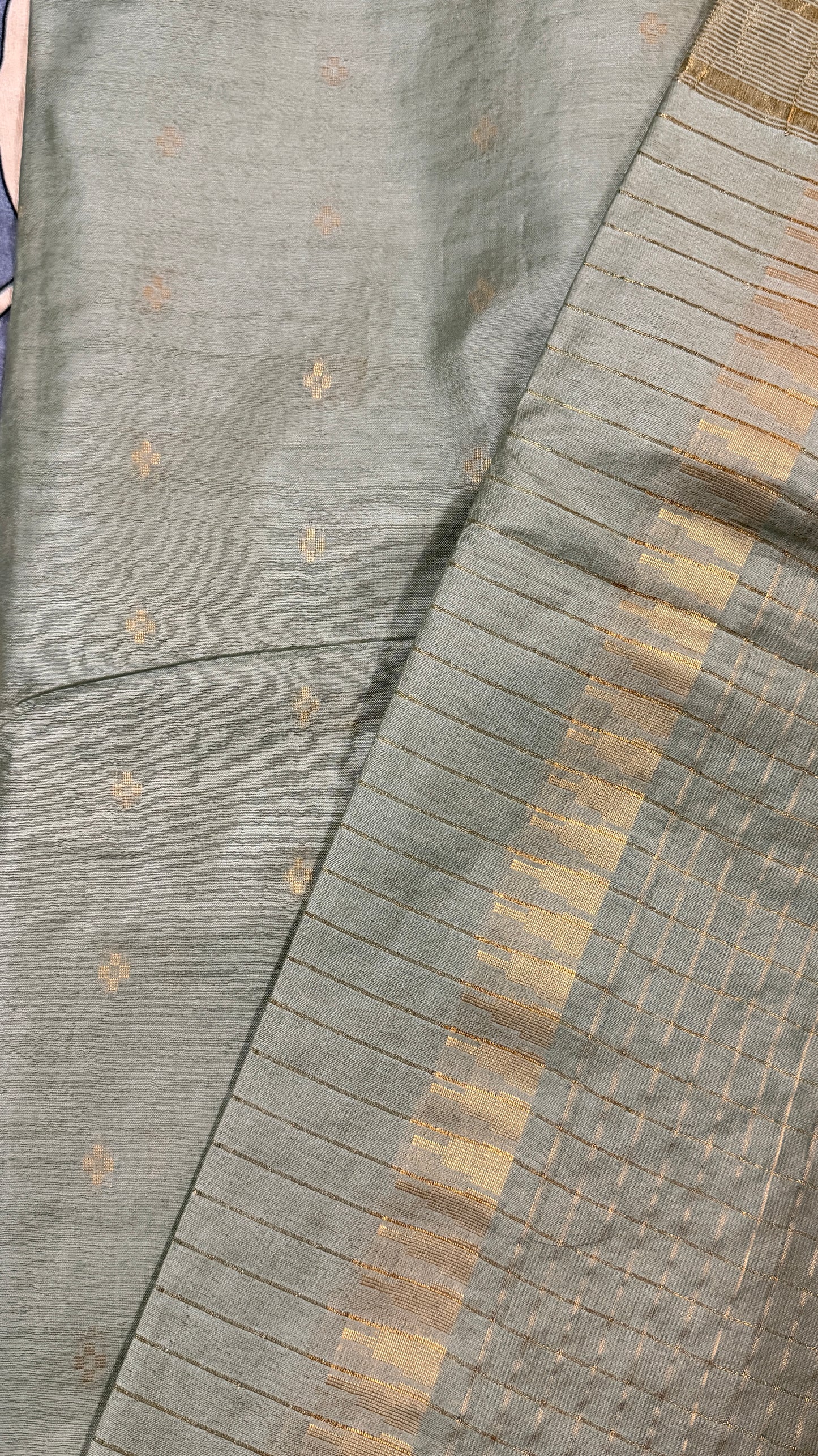 Handloom Cotton Silk Saree with Blouse Piece – Light Sage Green Lightweight Office Wear Saree with Gold Zari Border