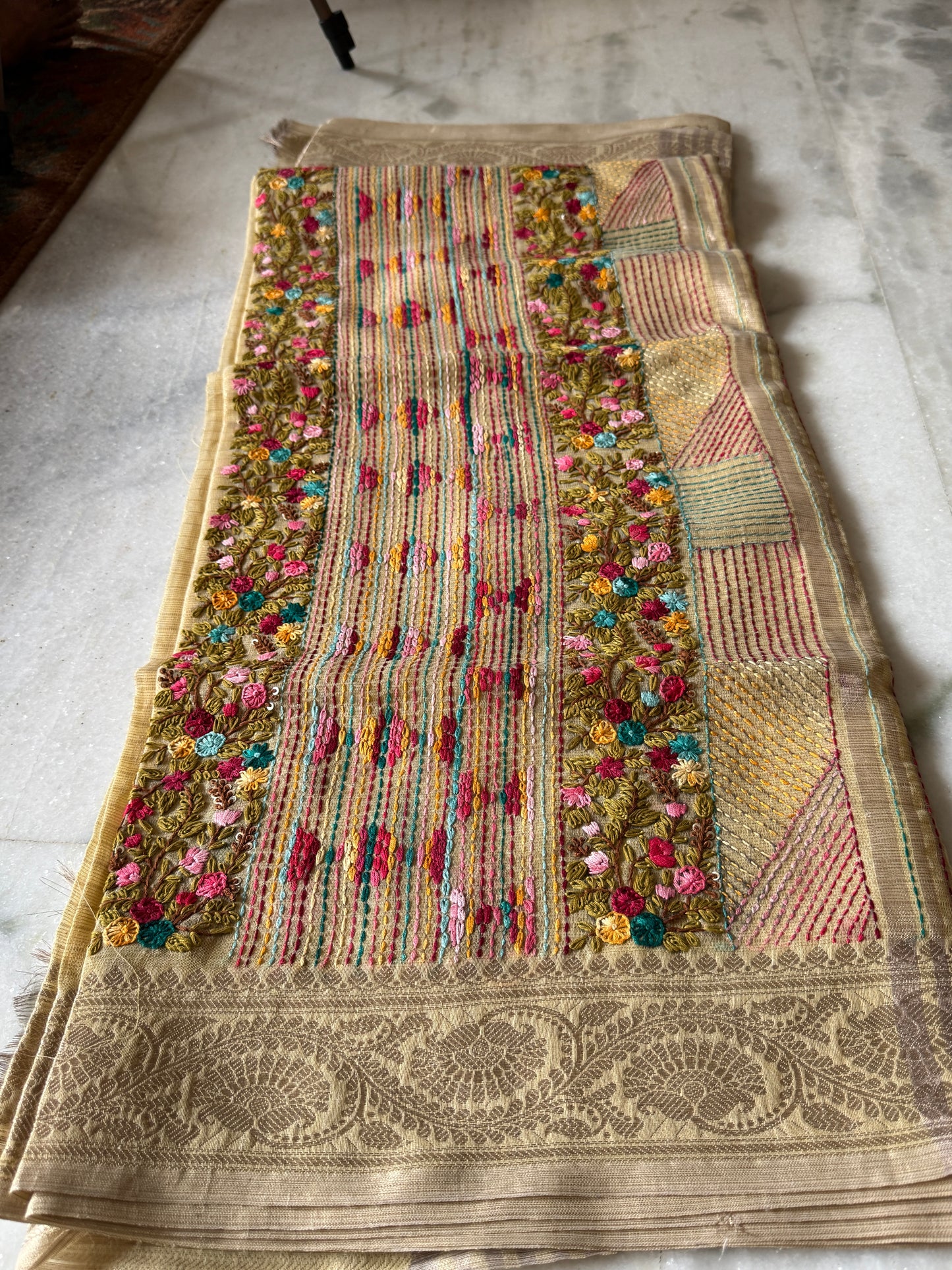 Kaya Kalpo Cream Benarasi Kota Silk Saree with Floral Embroidery Work