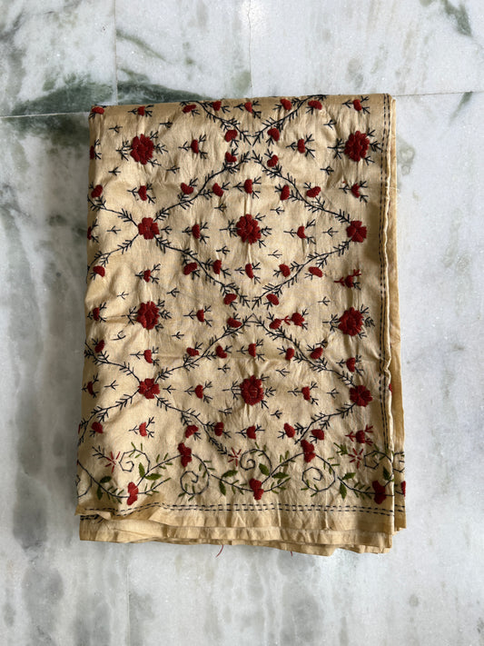 Kaya Kalpo Beige Kantha Stitch Saree with Floral Embroidery Work