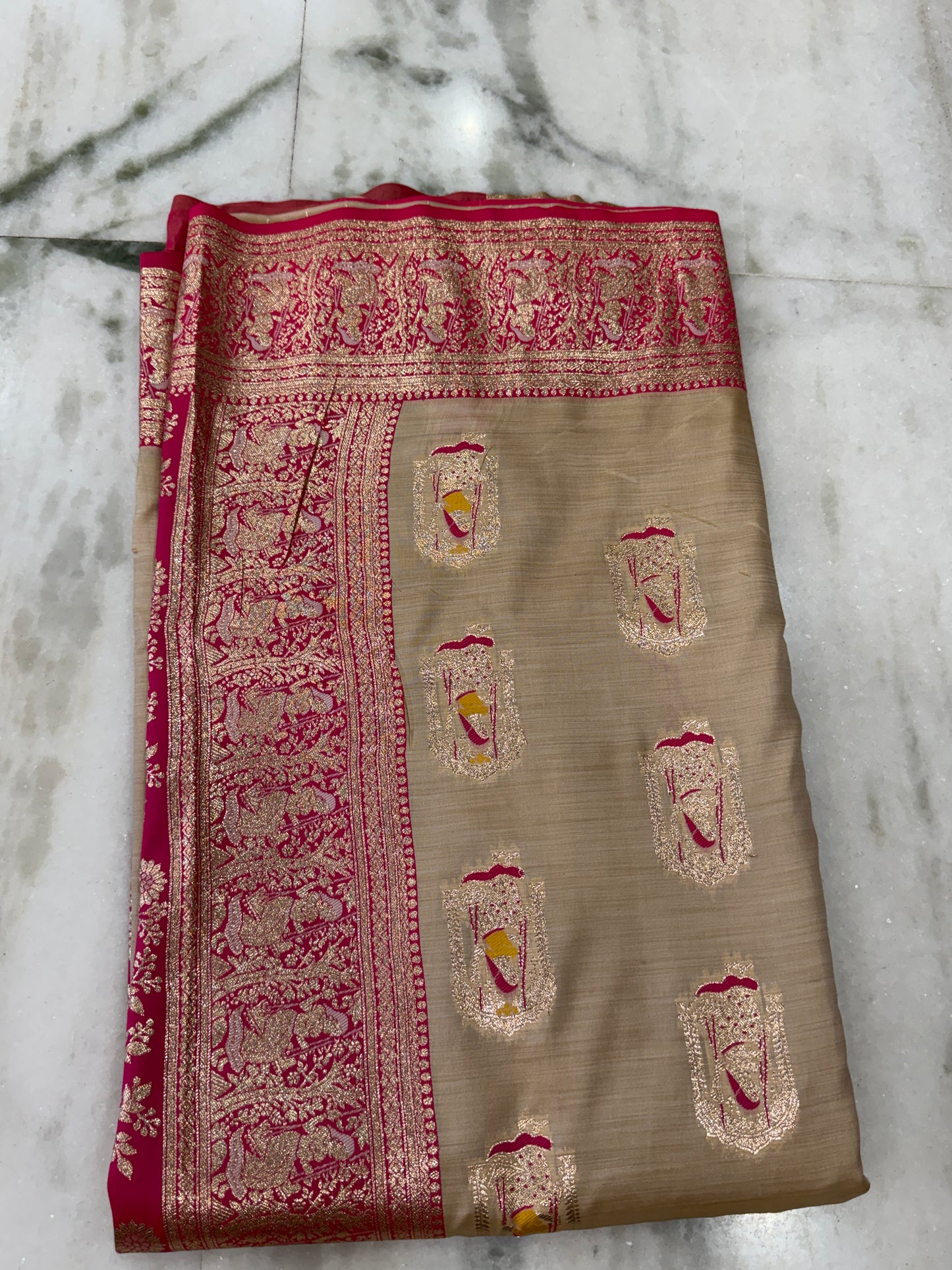 Kaya Kalpo Bengal Silk Saree | Peach & Hot Pink Zari Woven Hindola Pallu | Bridal & Wedding Wear