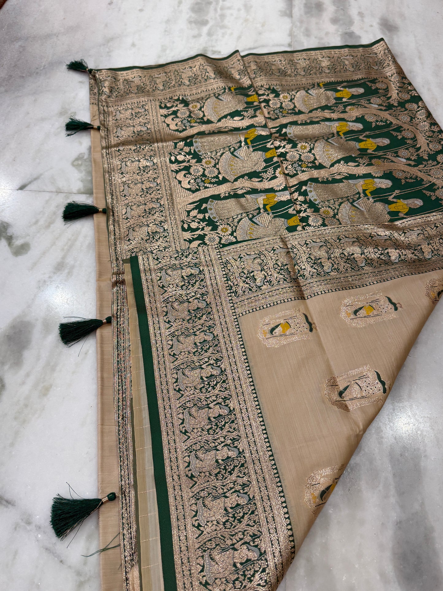 Kaya Kalpo Bengal Silk Saree | Peach & Green Banarasi-Inspired Woven Pallu | Bridal & Festive Wear