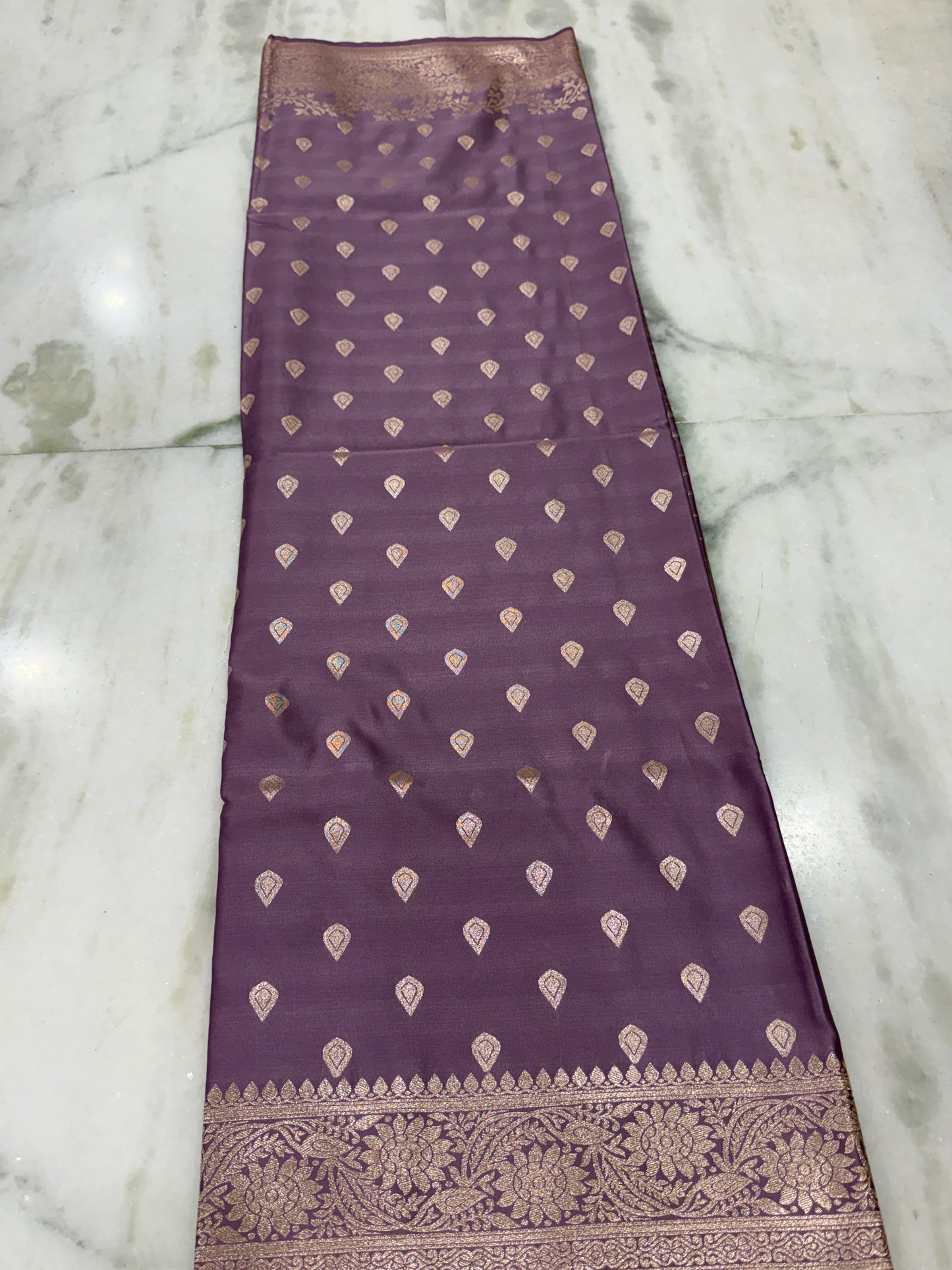 Kaya Kalpo Mauve Purple Satin Weave Saree | Antique Gold Zari Booti Body & Large Leaf Woven Pallu | Bridal & Festive Wear
