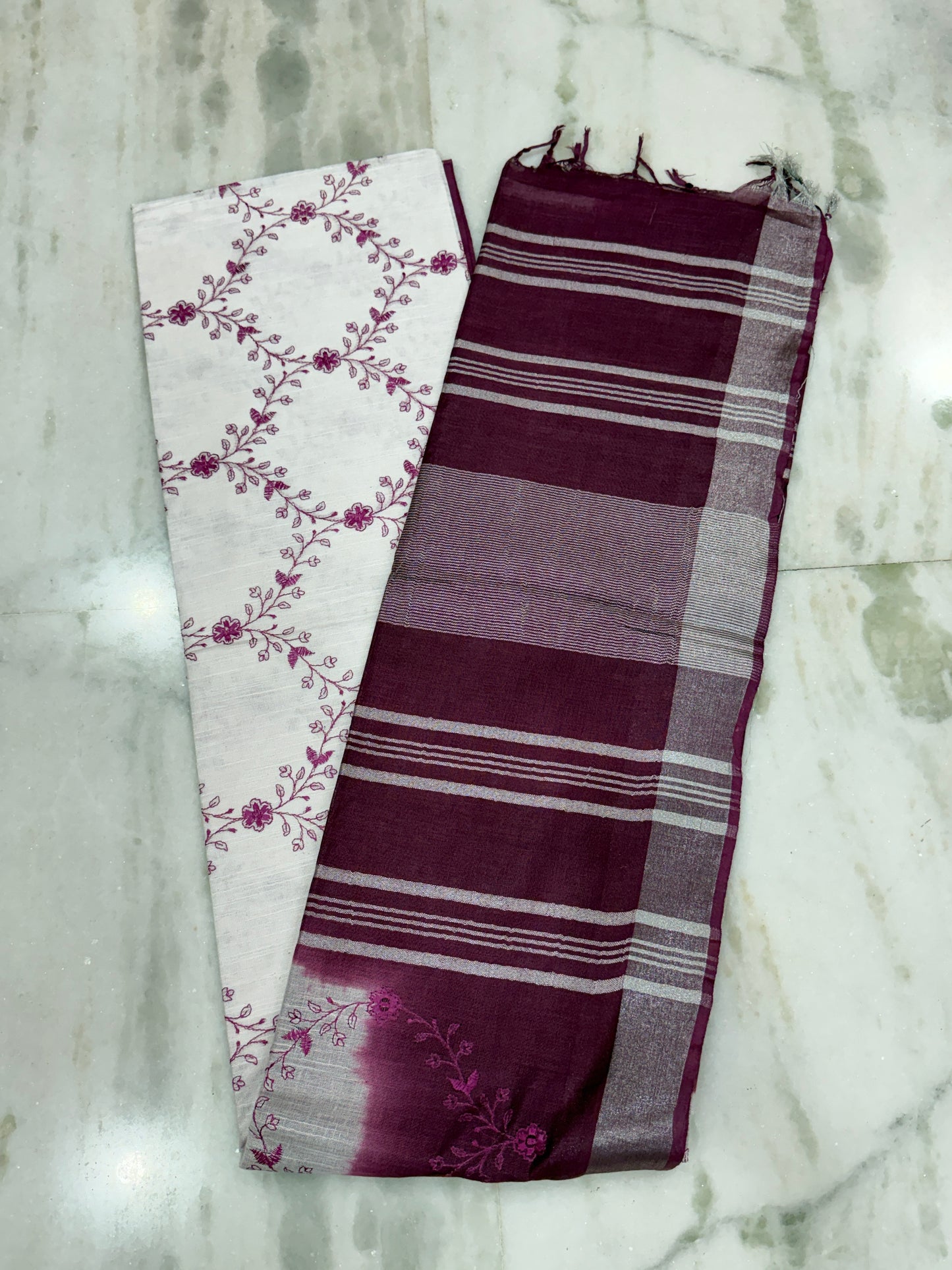 Shop elegant Linen Kantha Stitch Sarees featuring soft fabrics, artistic detailing, and graceful designs perfect for festive, casual, and everyday wear.