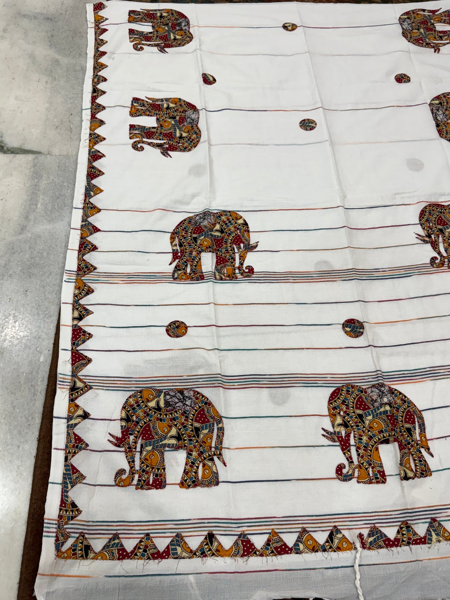 Off-White Cotton Applique Handloom Saree | Kalamkari Elephant Motif | Handcrafted Indian Ethnic Wear