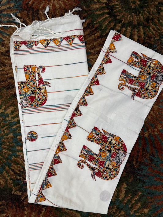 Off-White Cotton Applique Handloom Saree | Kalamkari Elephant Motif | Handcrafted Indian Ethnic Wear