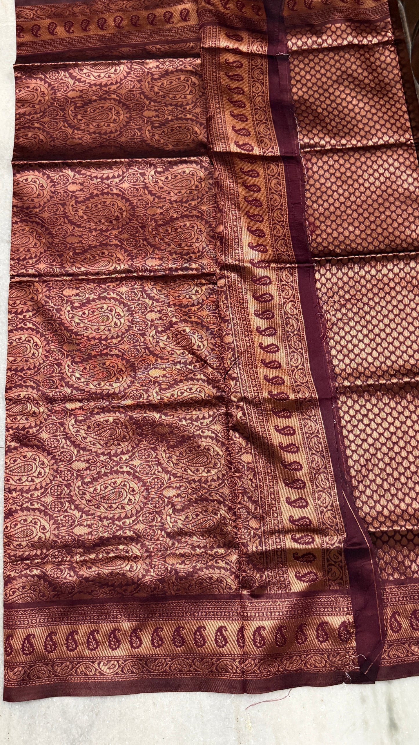 Copper Zari Silk Saree with Blouse Piece – Traditional Paisley Design Woven Saree for Weddings & Festive Wear